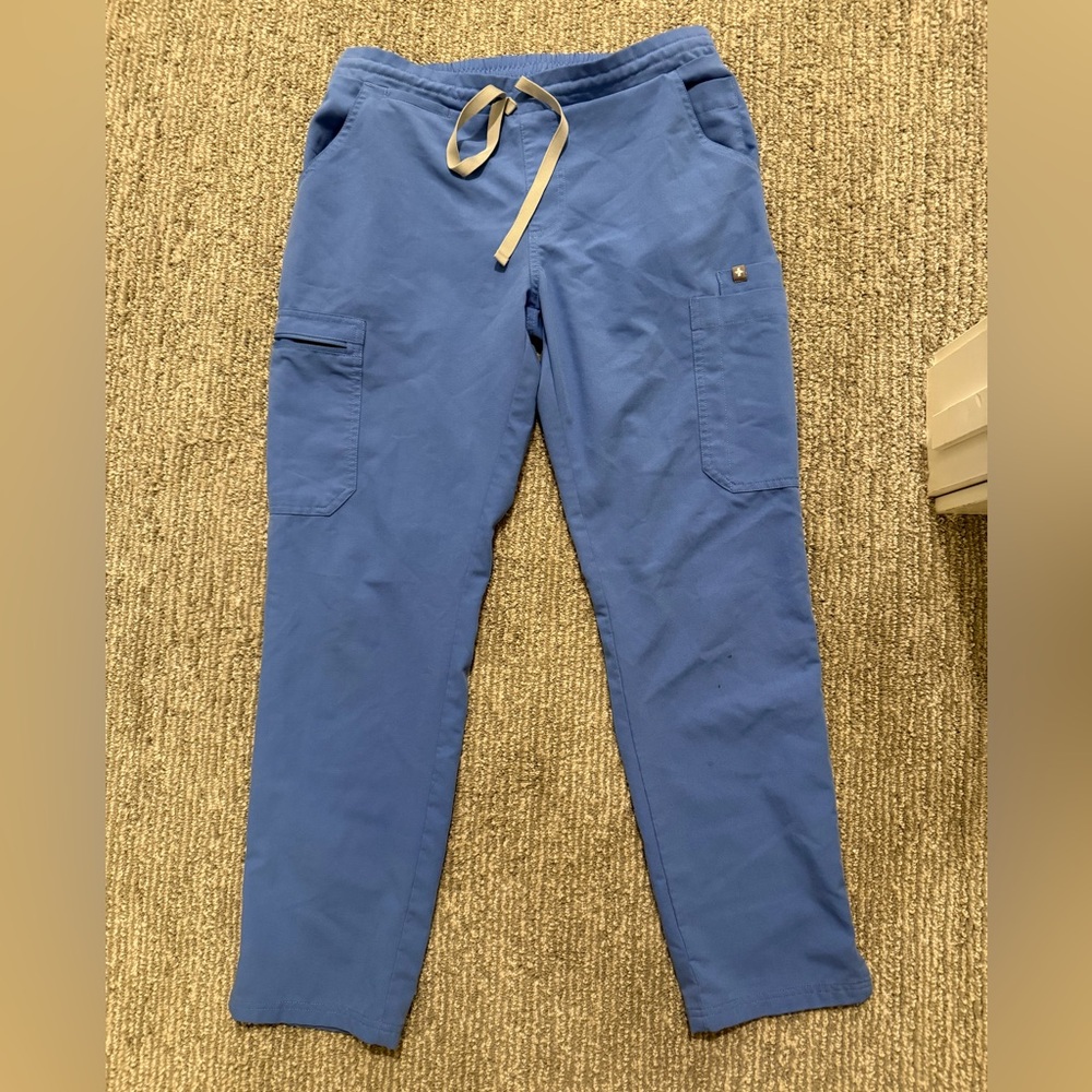 Figs Men's Cargo Pants in Blue